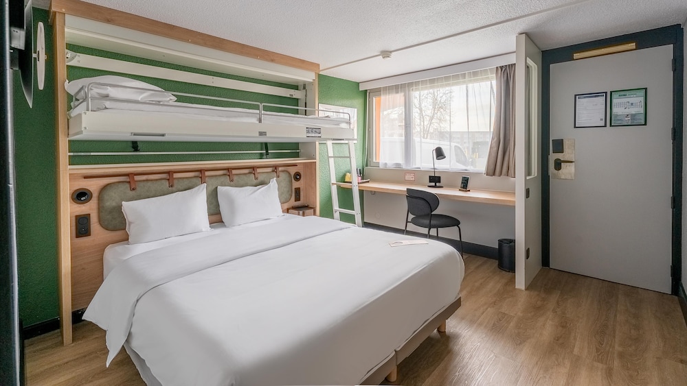 غرفة قياسية بسرير بطابقين وسرير كوين، Campanile NATURE - Bordeaux Lac 14/20