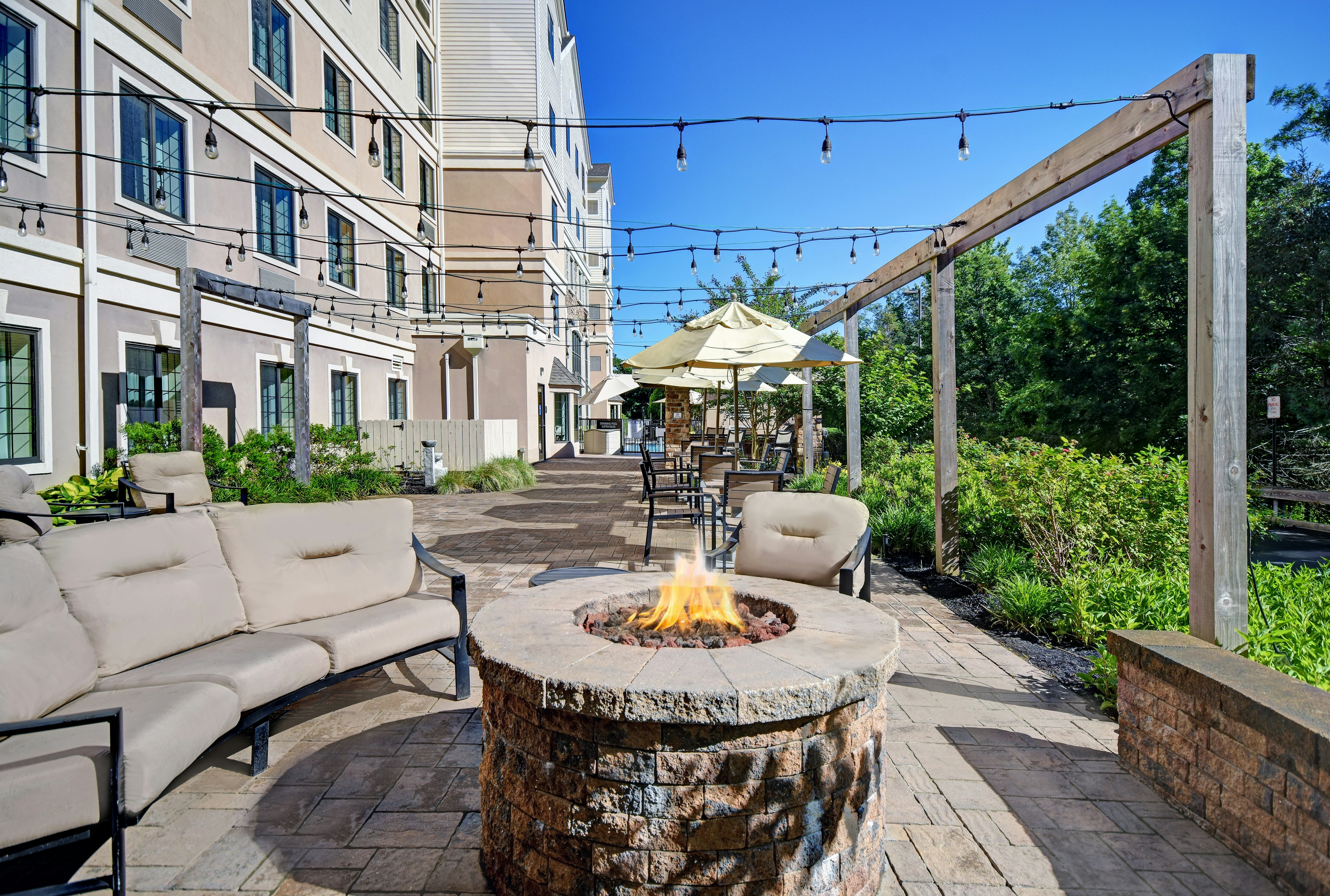 Homewood Suites by Hilton Eatontown 38/41