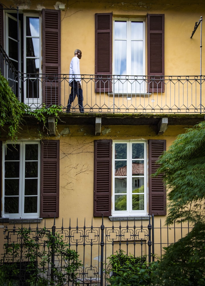 Palazzo Albricci Peregrini 37/50