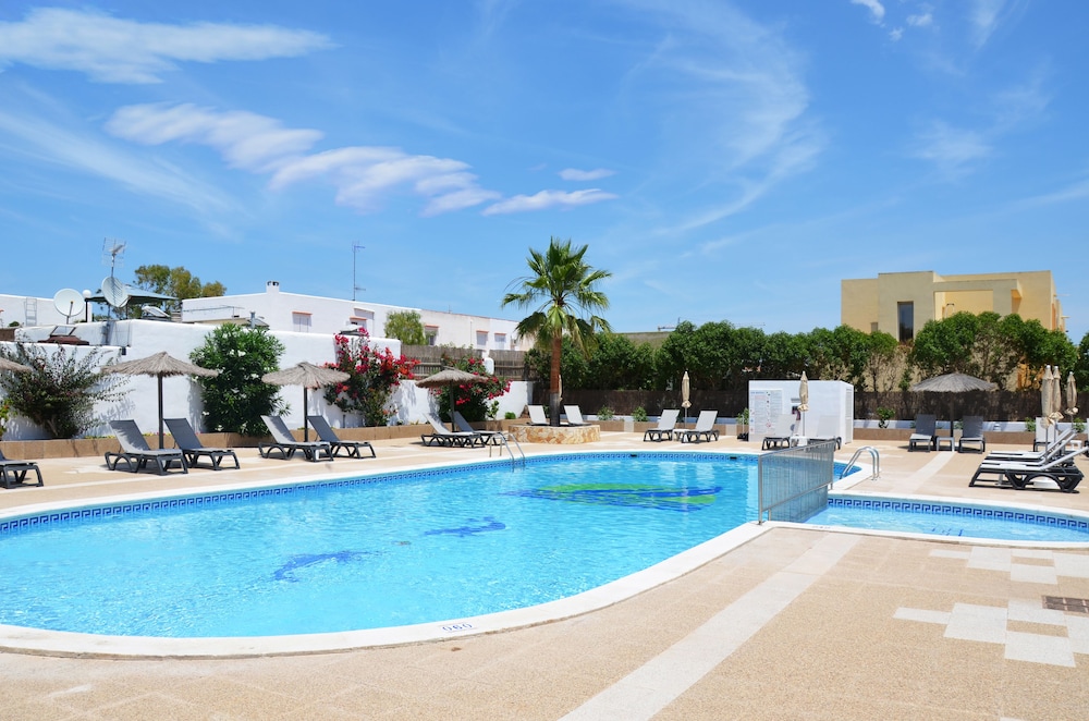 Aparthotel Vibra San Marino in SANT JOSEP DE SA TALAIA