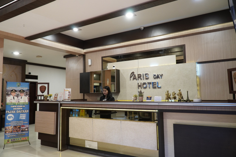 PARIS DAY HOTEL 5/11