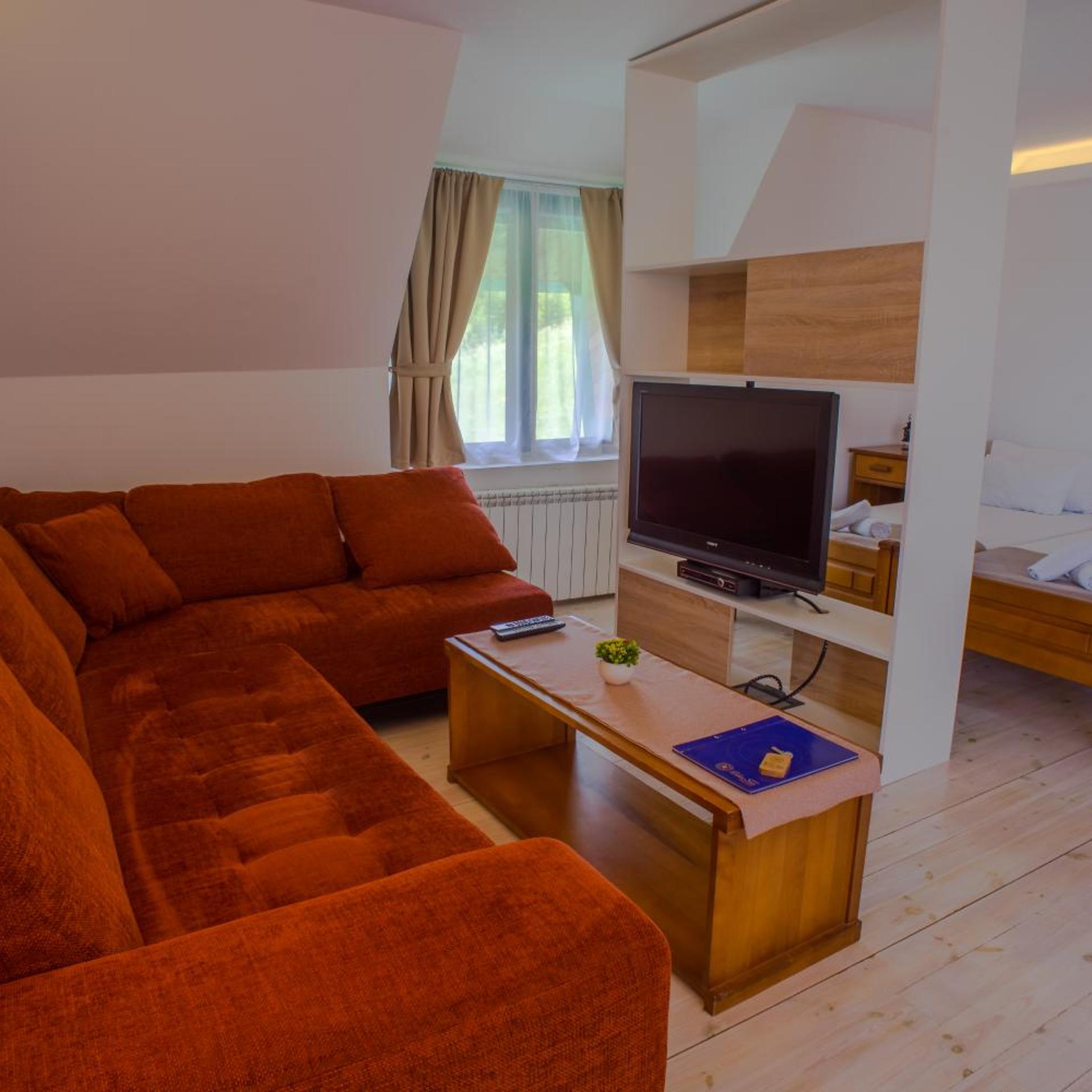 Hotel Polar Star 63/74