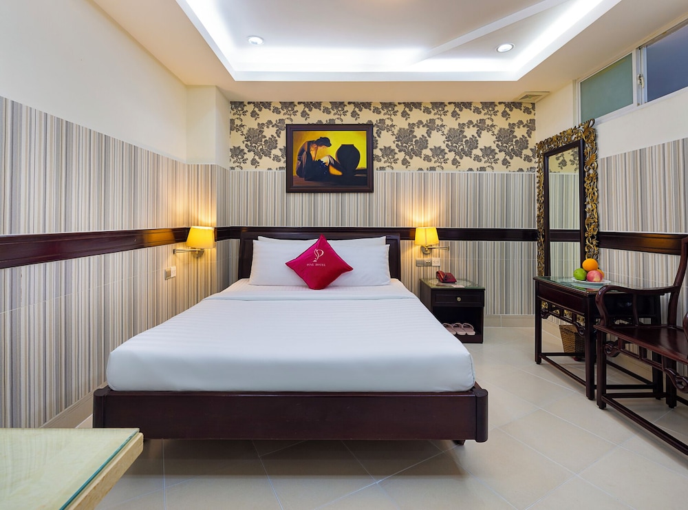 Hoang Thanh Thuy Hotel 2 11/50