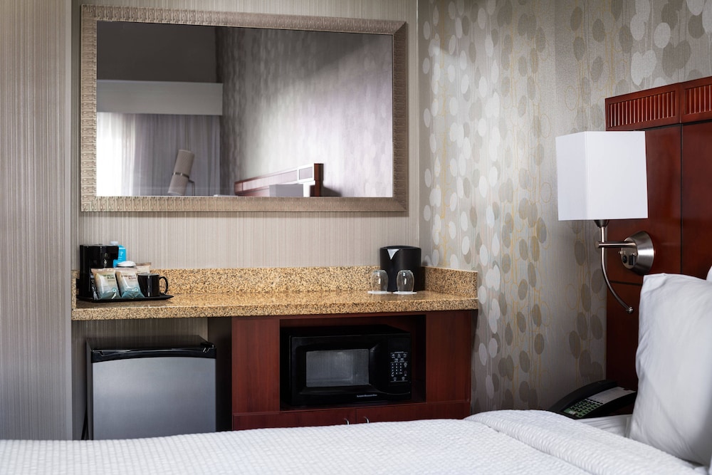 Courtyard By Marriott Novato Marin Sonoma 4/58