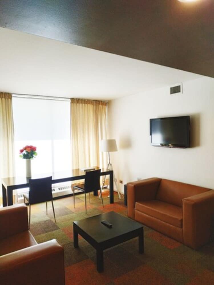 Hotel Alborada 36/57