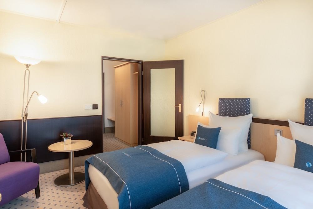 Holiday Inn - The Niu, Stream Monchengladbach 12/71