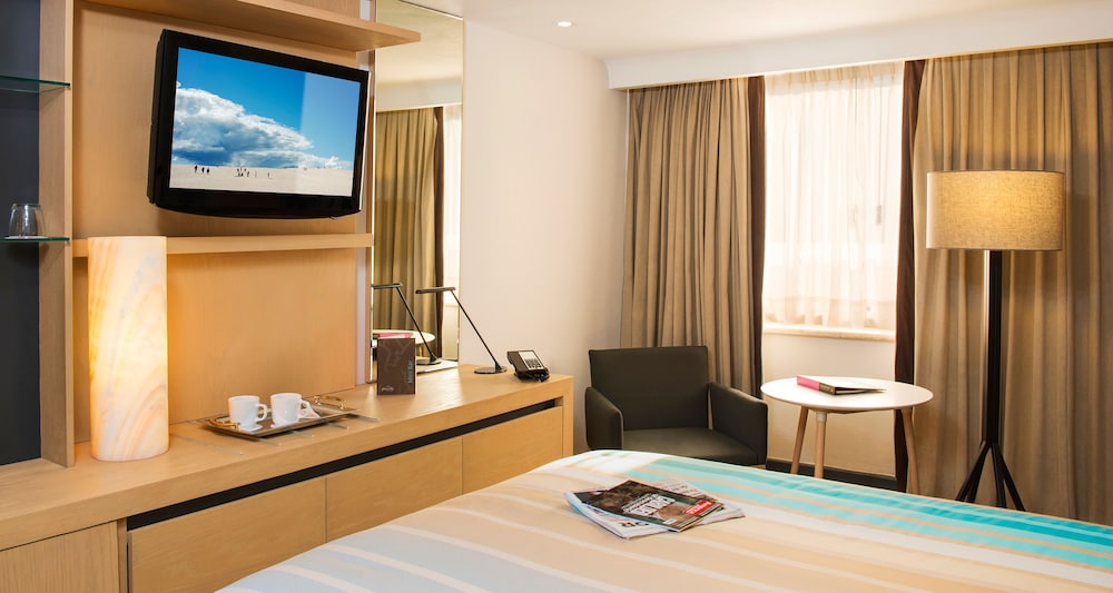Galeria Plaza Reforma 42/69
