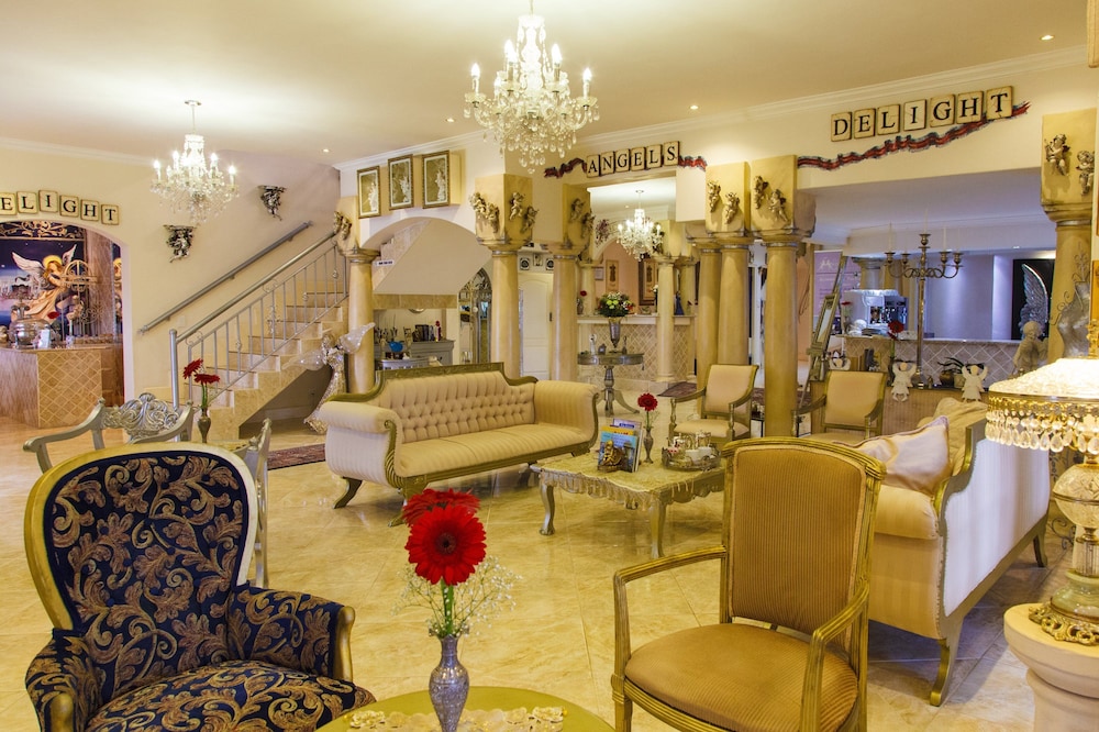 The Angels Place Boutique Hotel 18/38