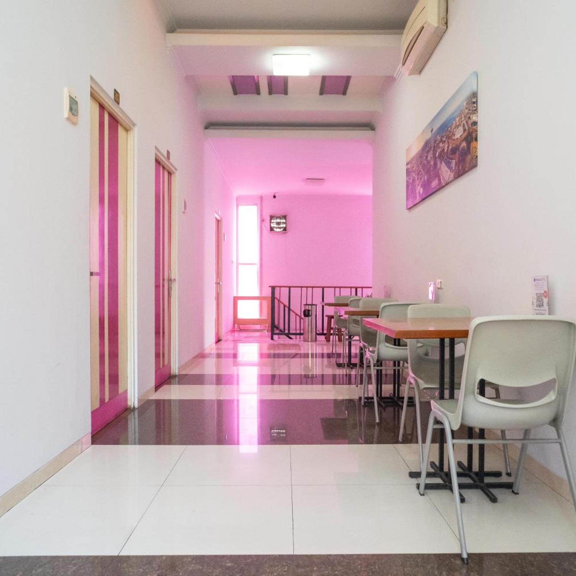 OYO 3808 Fif fa Hotel Kauman 48/56