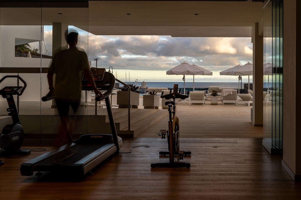 Royal Marina Suites Boutique Hotel 20/50
