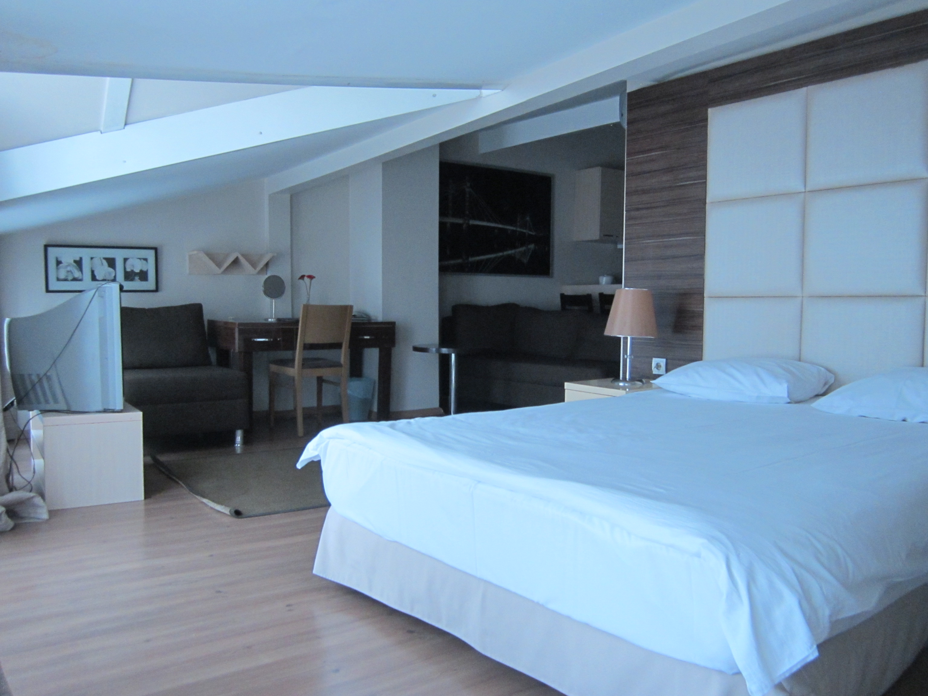 جناح بمطبخ صغير