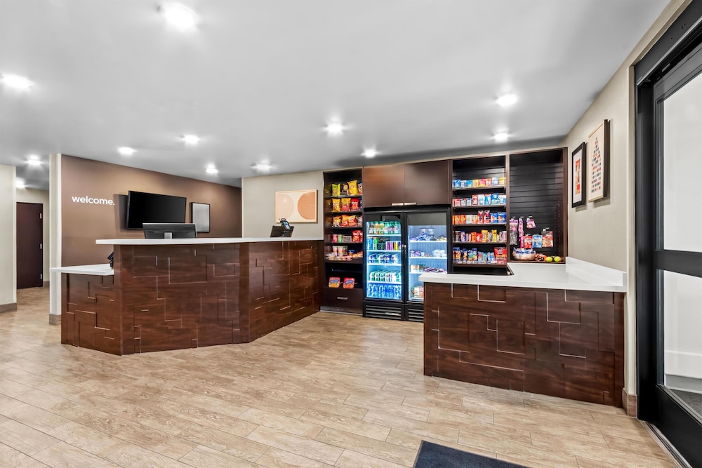 Sonesta Simply Suites Avondale 4/47