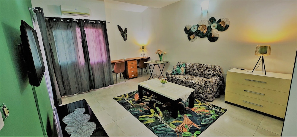 VMD AppartHotel 11/25