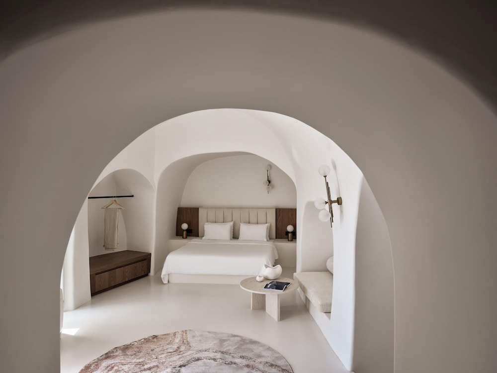 Cave Pool Suite