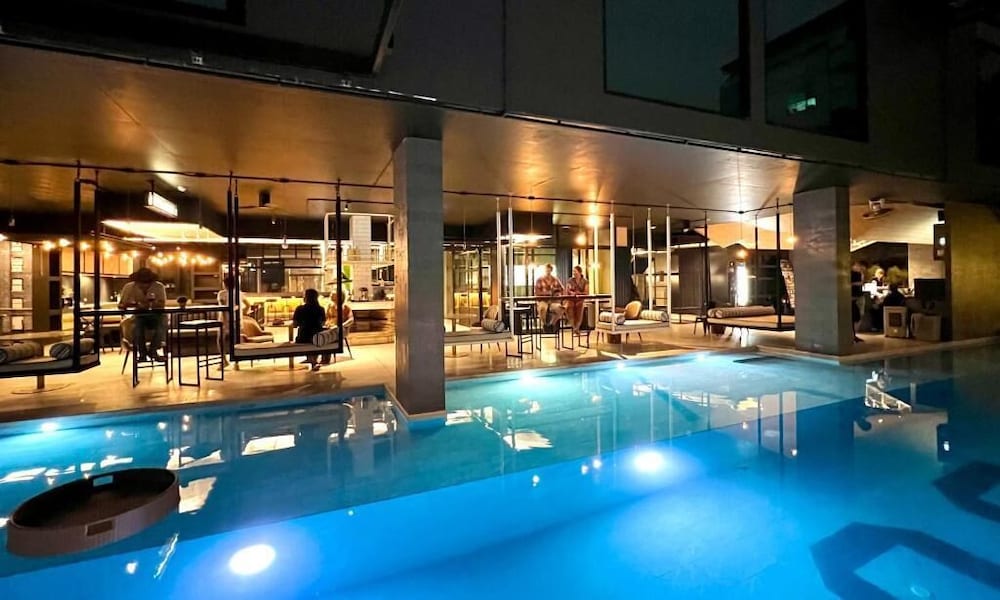 BOOK Design HOTEL -SHA Extra Plus 7/50