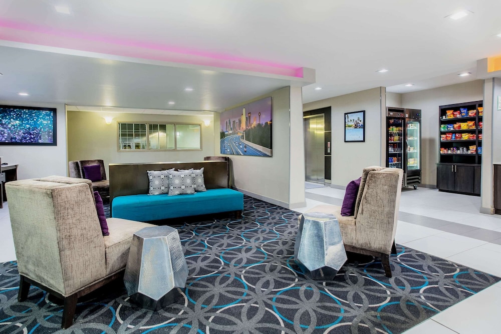 La Quinta Inn & Suites by Wyndham Dallas Mesquite 50/67