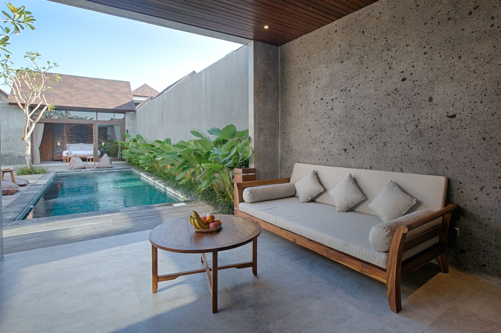 TAMAN DHARMAWANGSA SUITES 36/50