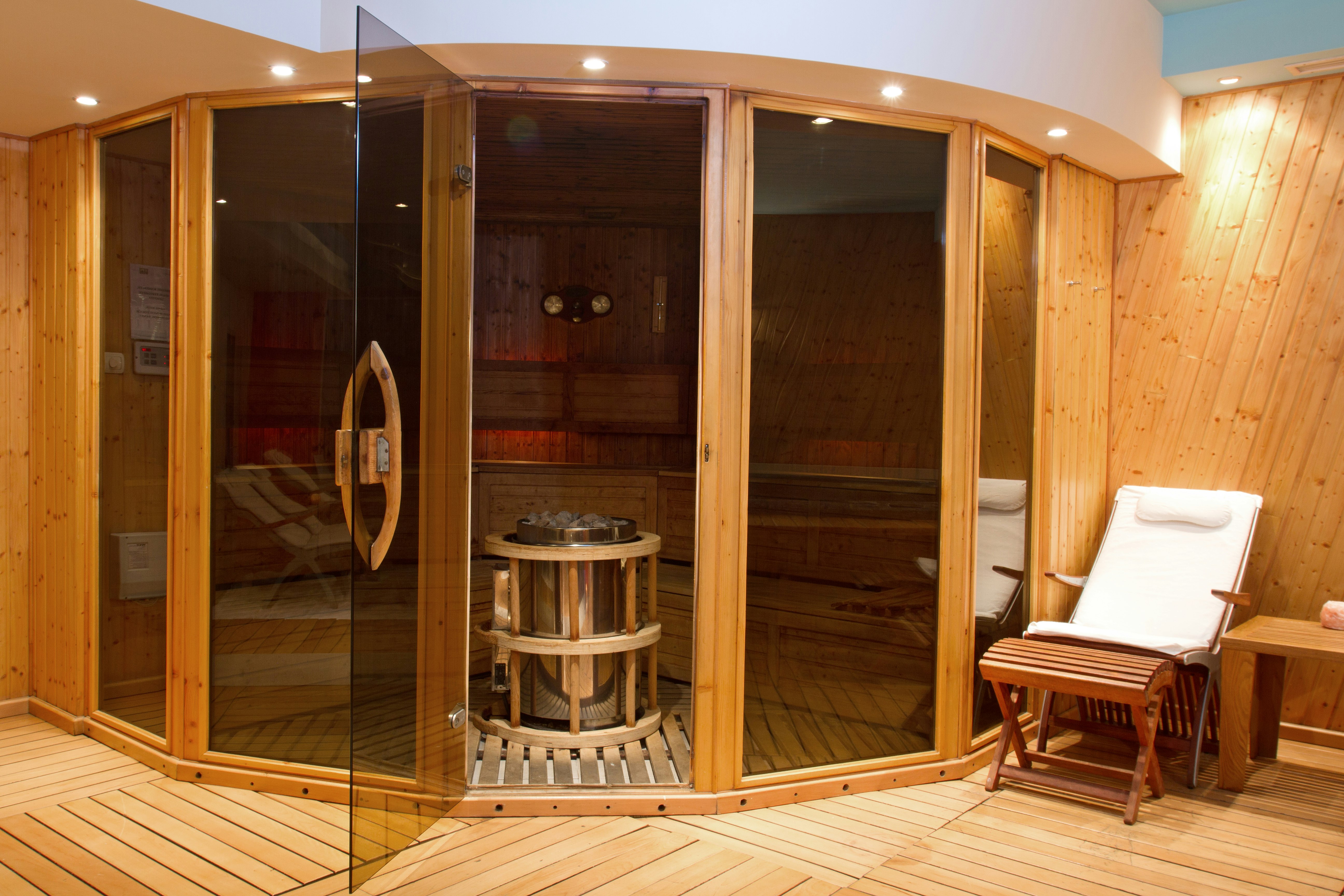 Crystal Palace Boutique Hotel 34/68