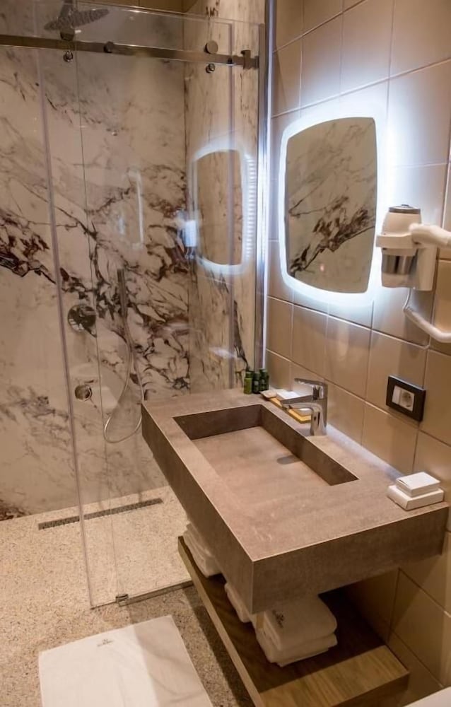 Elite Bay Hotel Lalez Durres 36/41