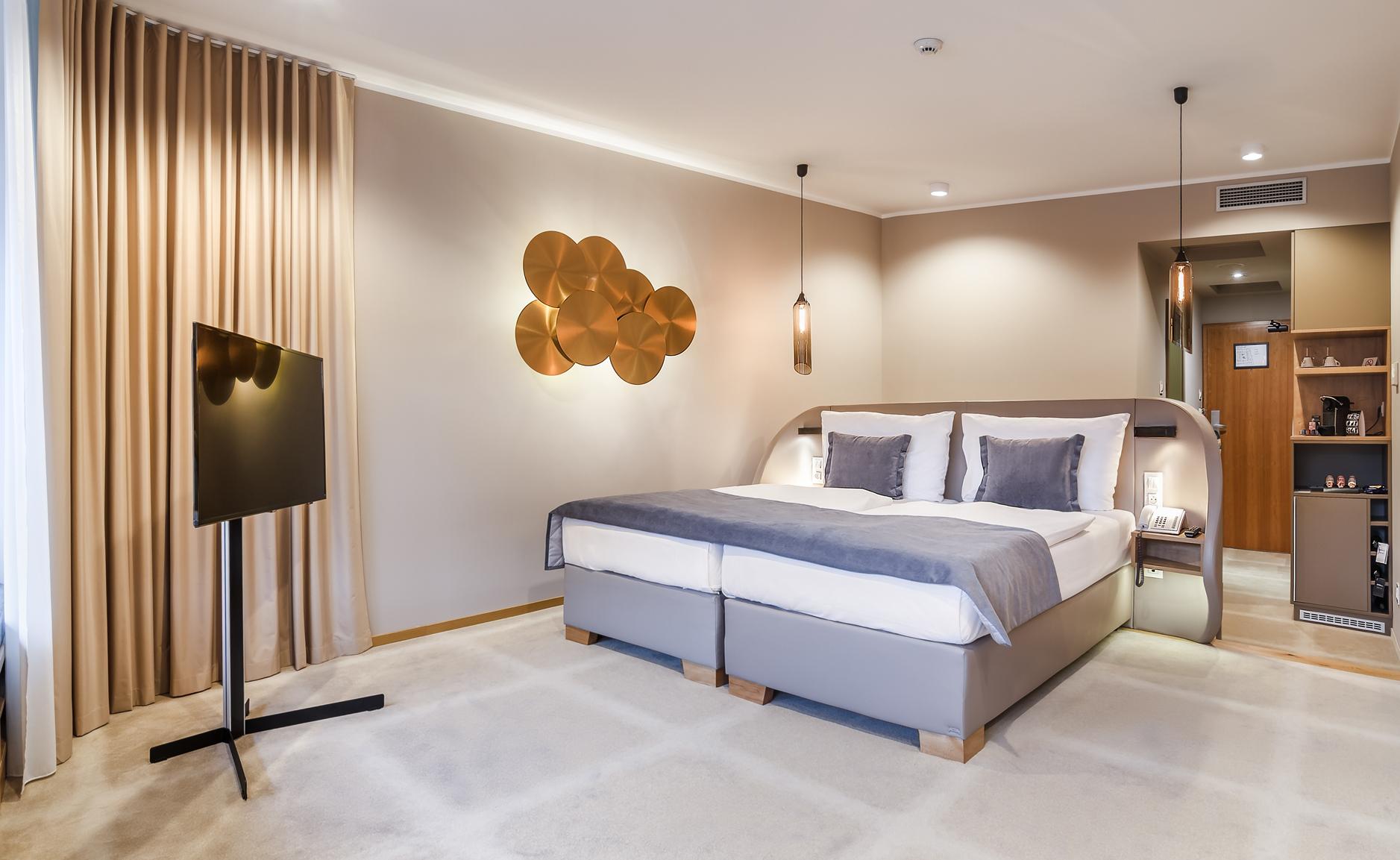 Room, Double Bed, Castle View