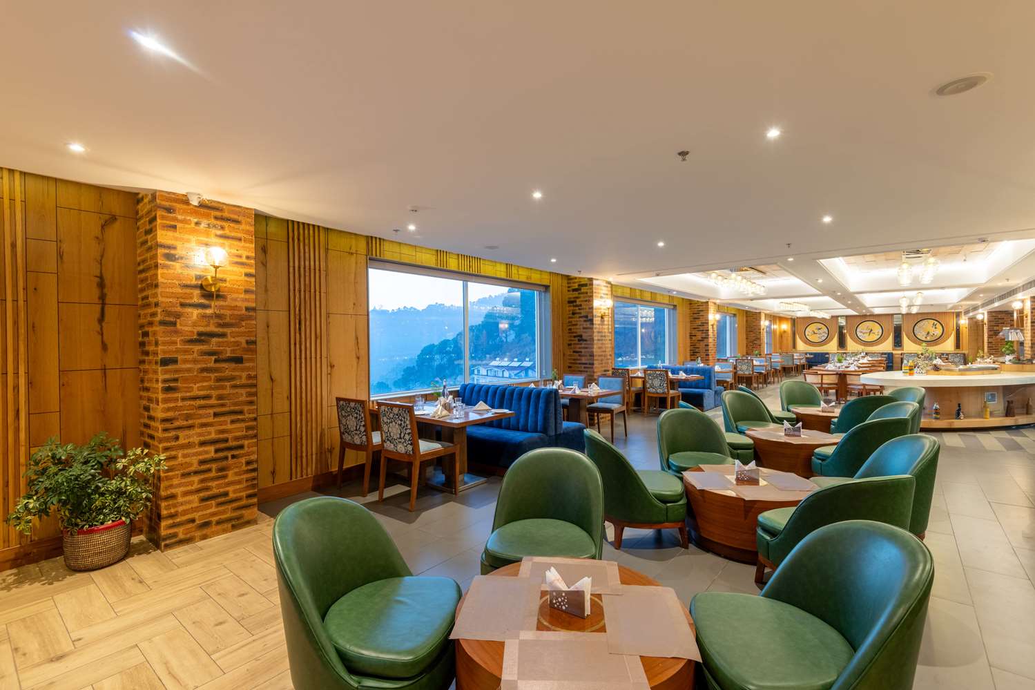 Ramada by Wyndham Kasauli 28/45