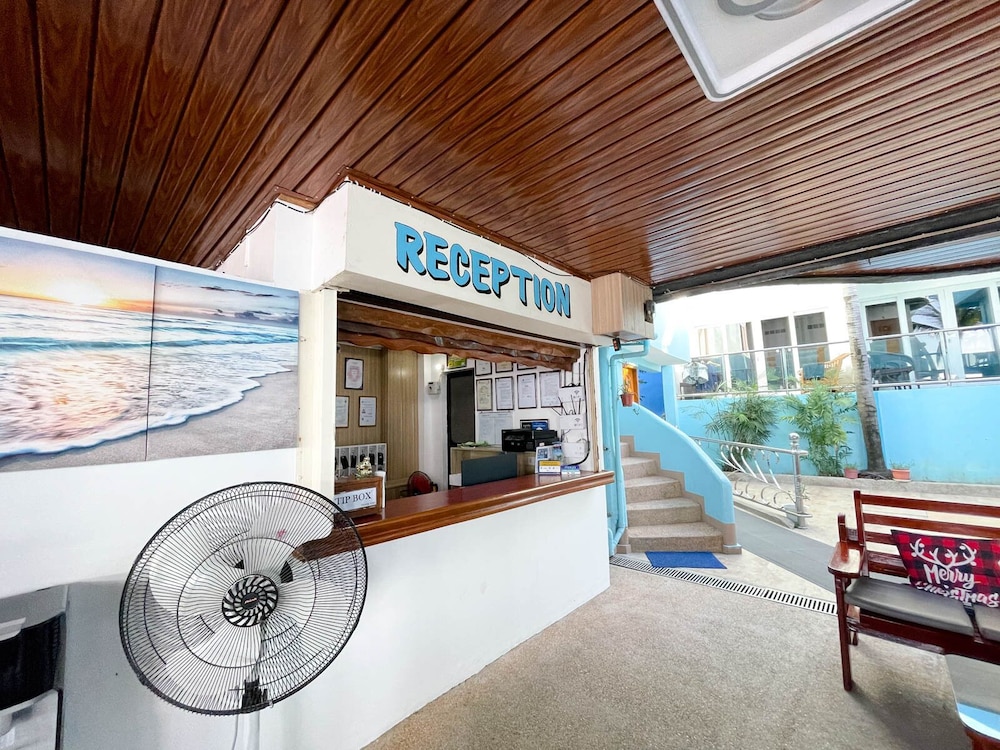 Montani Beach Resort 7/49