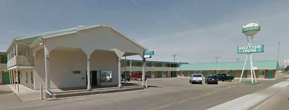 Tel Star Motel 50/50
