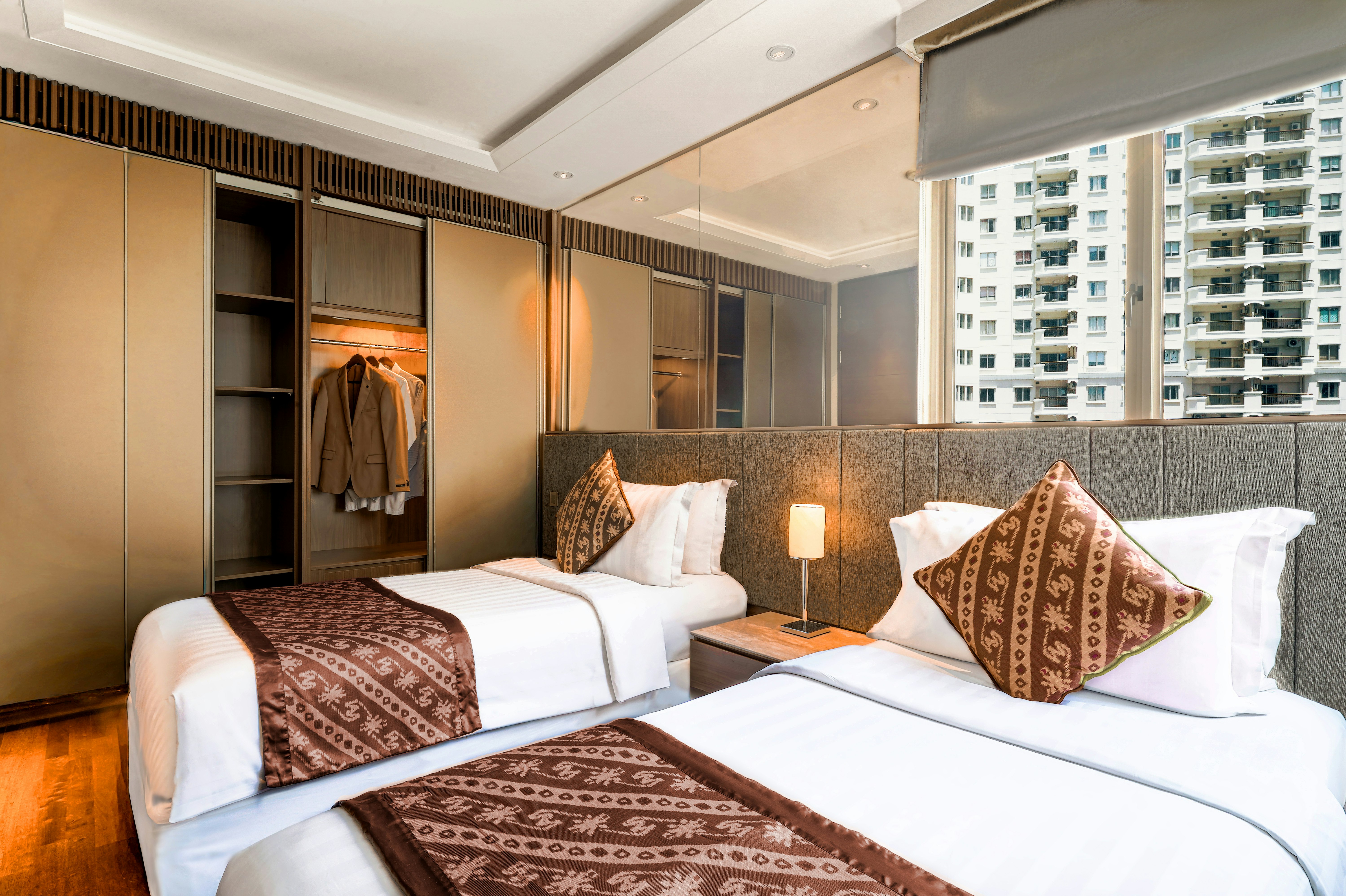 ASCOTT WATERPLACE SURABAYA 21/74