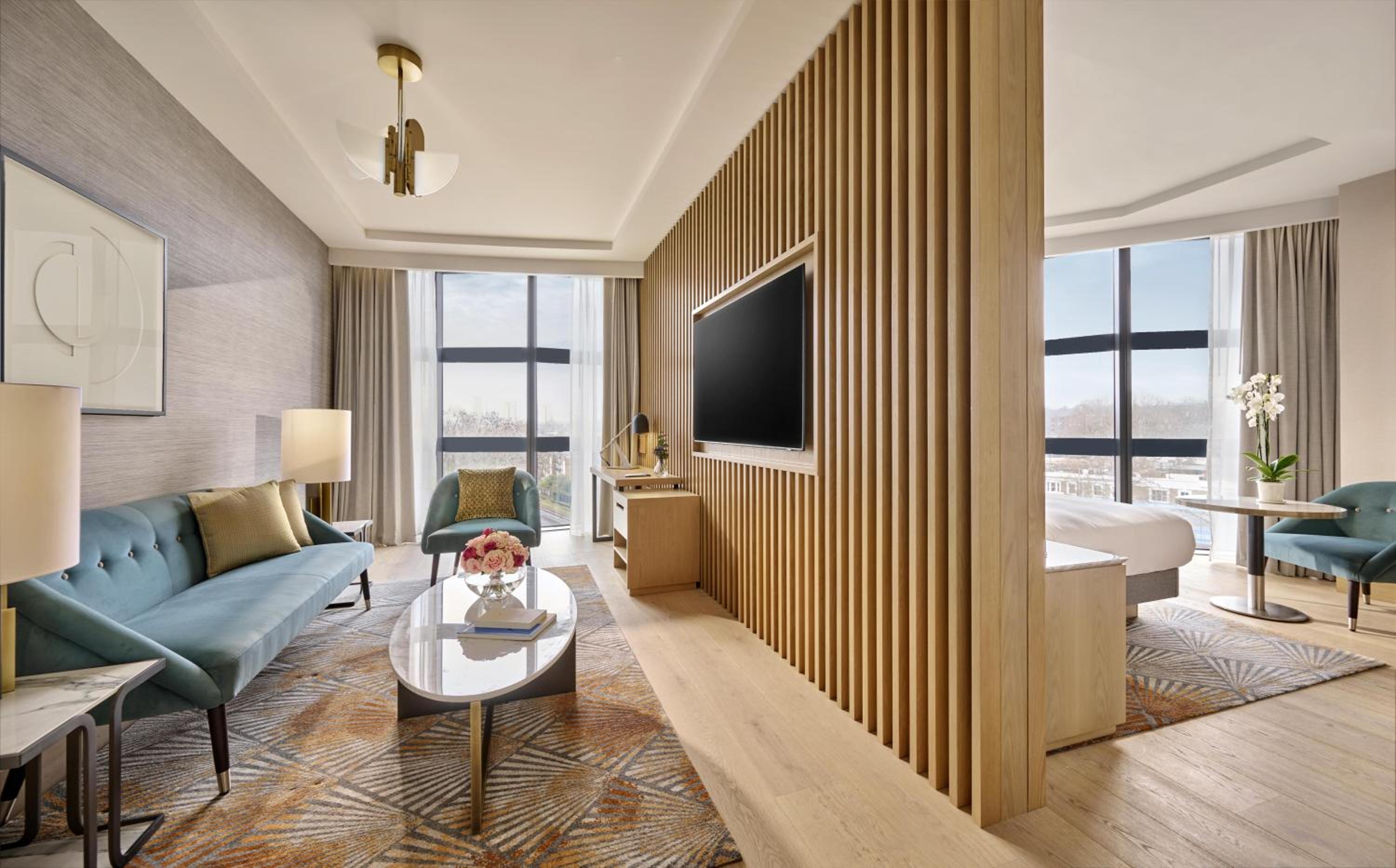 جناح تنفيذي بسرير كينج، Hyatt Regency London Olympia 4/7
