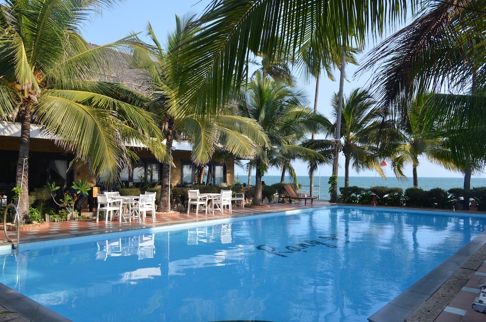 Rang Garden Beach Side Resort 85/86