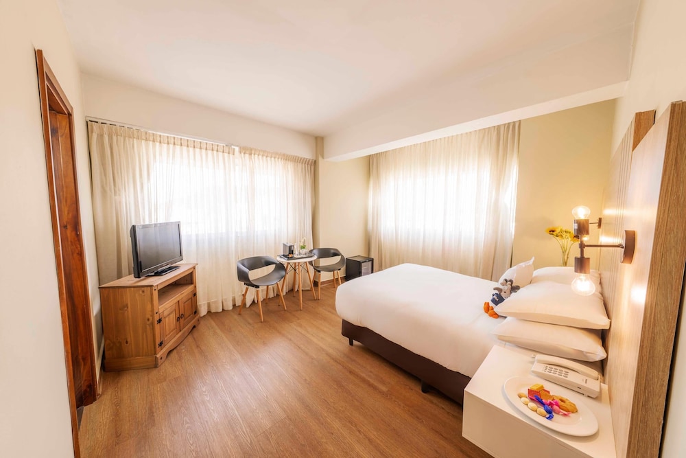 غرفة بسريرين مزدوجين، Hotel Faranda Express Soloy and Casino, a member of Radisson Individuals 10/10