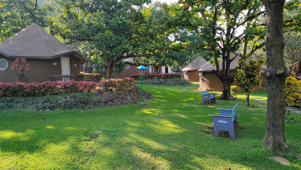 KISHKINDA HERITAGE RESORT 39/50