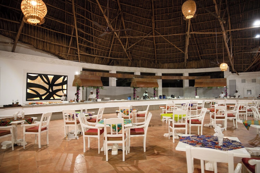 VOI Kiwengwa Resort 71/83
