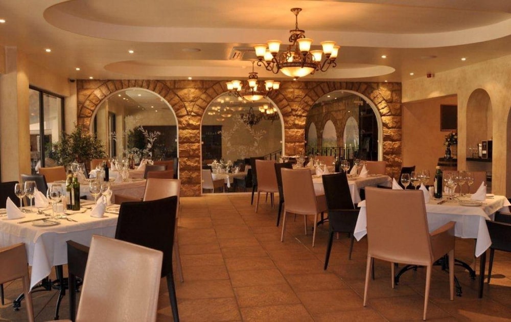 Happy Valley Hotel Ezulwini 23/40