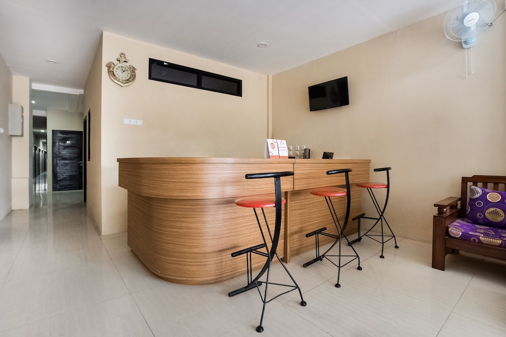 Super OYO Capital O 3463 Cimahi Guest House 1/16