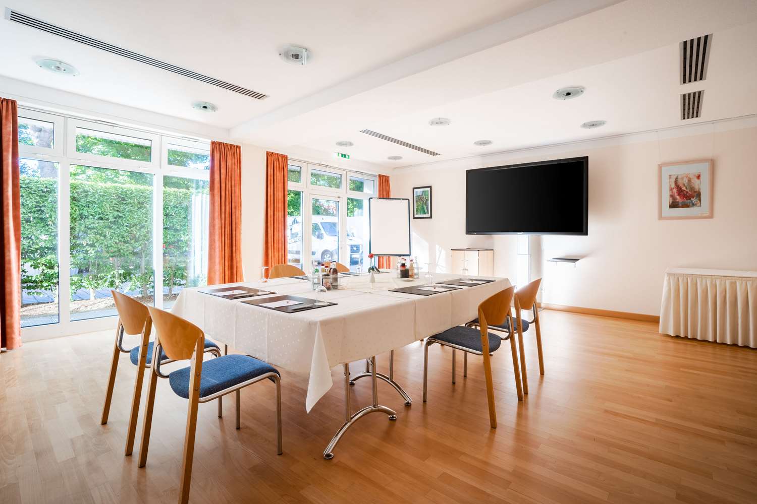 Hotel am Tierpark Gotha 15/18