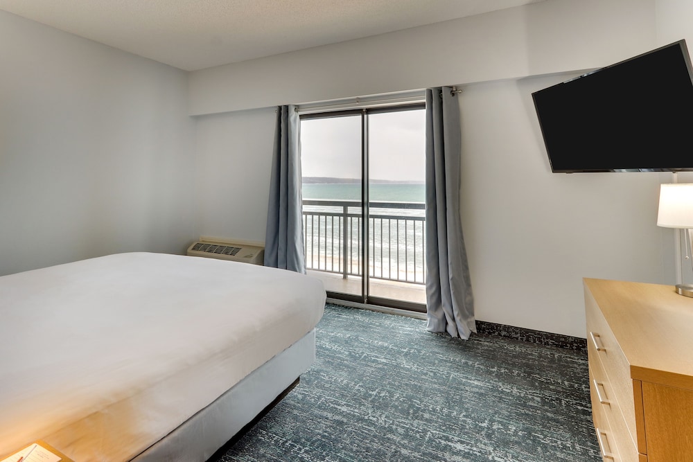 Parkshore Resort 35/54