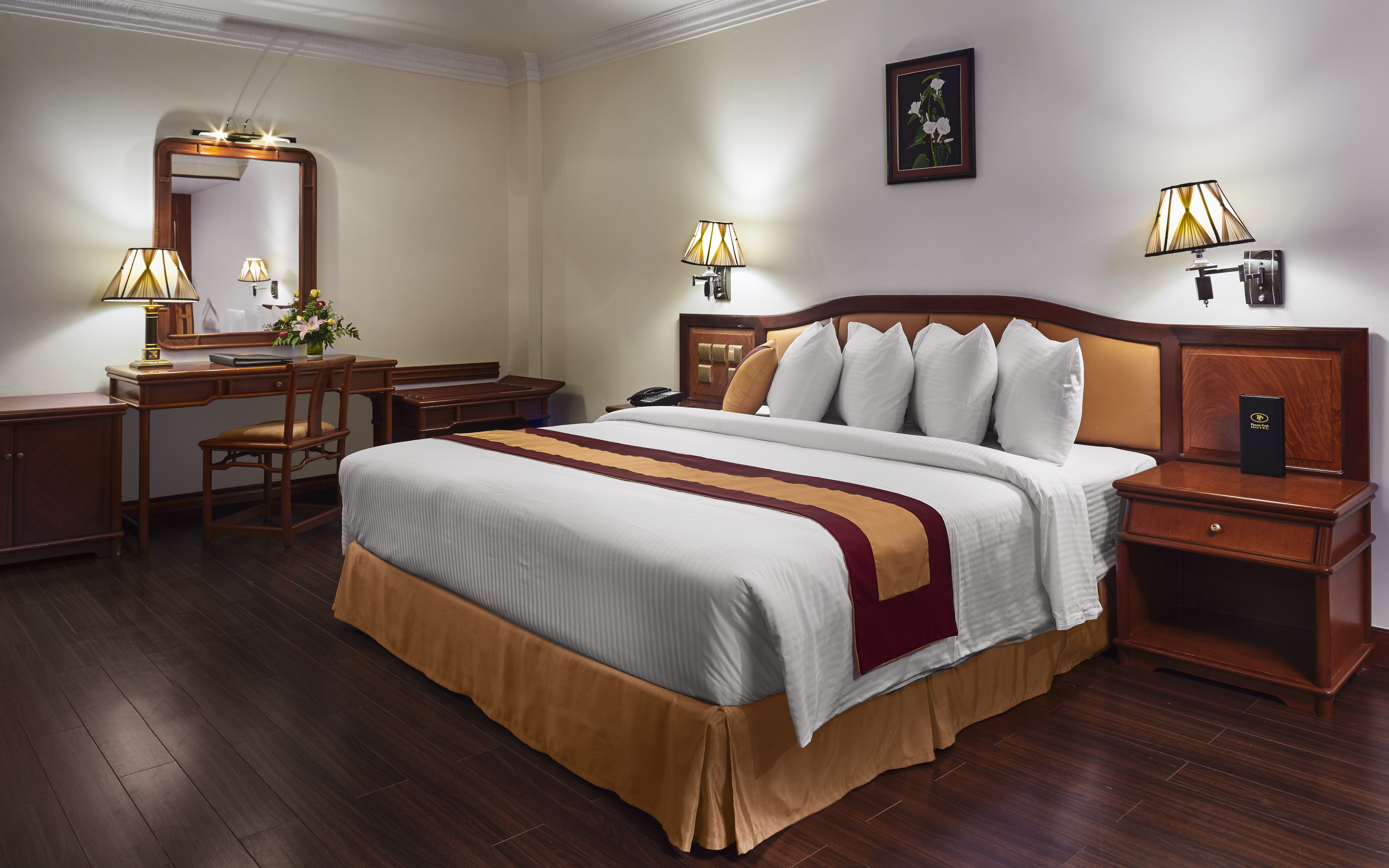 Phnom Penh Hotel 29/75