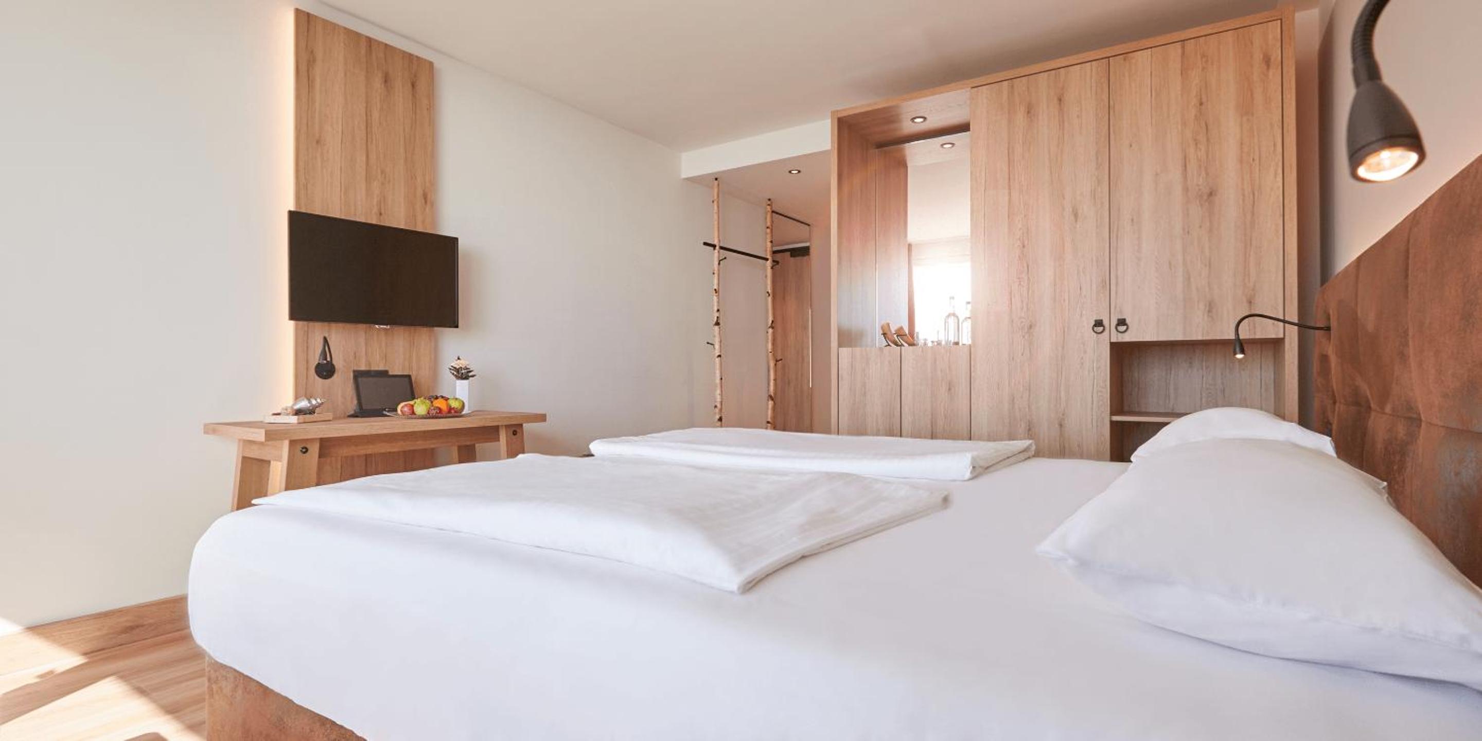 Comfort, Double Bed, Land Side
