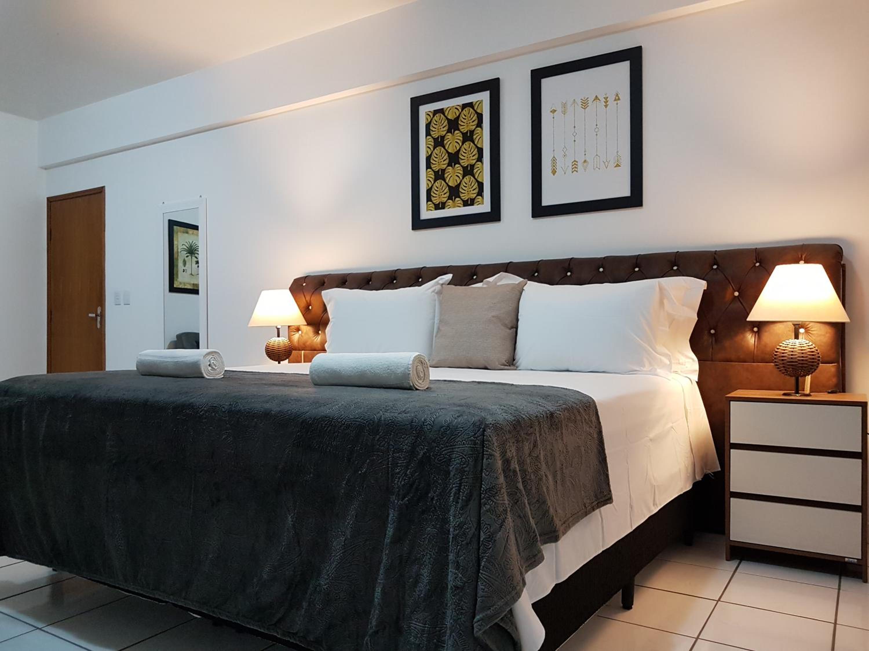 B & A Suites Inn Hotel - Quarto Luxo Ambar 4/15