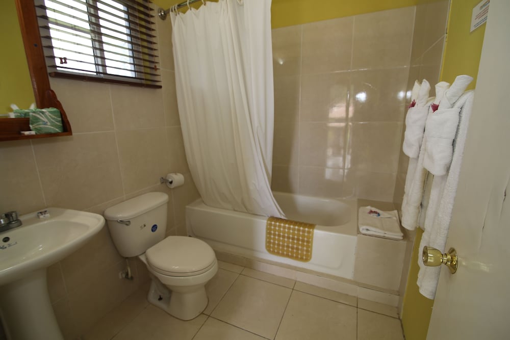 Seastar Inn 24/25