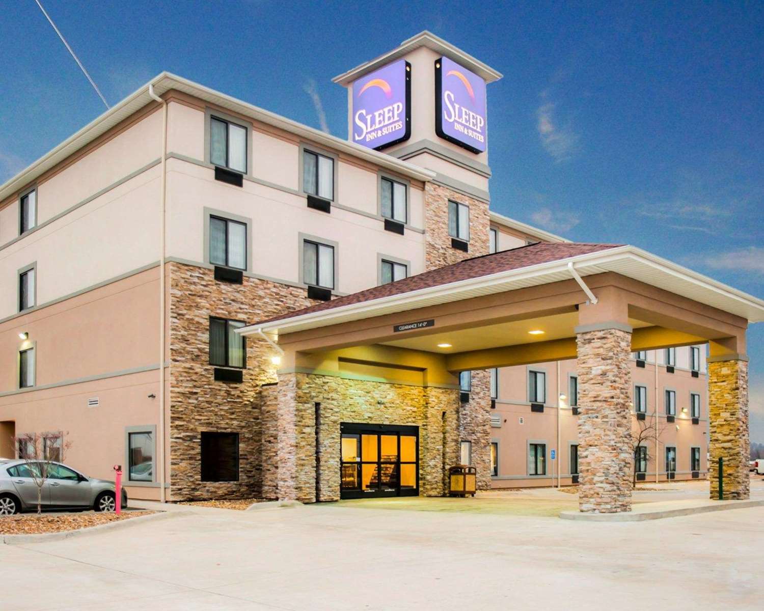 Sleep Inn Suites Fort Campbell 2/16