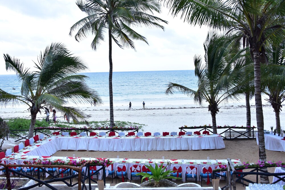 KILIFI BAY BEACH RESORT 38/50