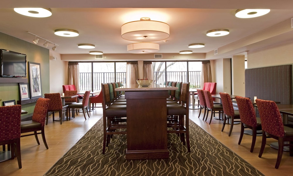 Spark by Hilton Brentwood Nashville I 65S 26/36