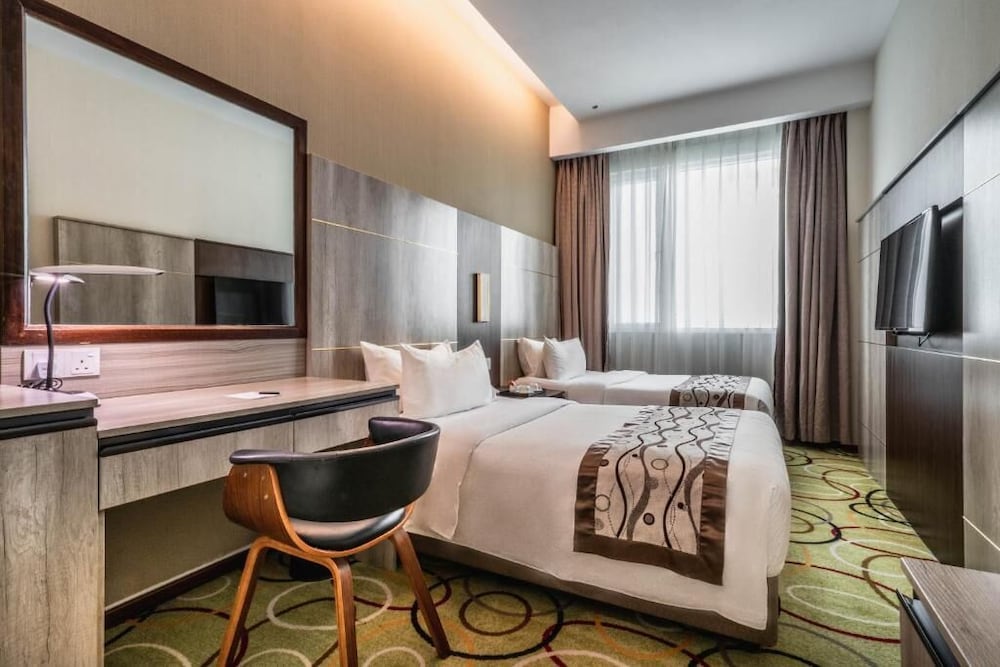 Ano Hotel 41/57