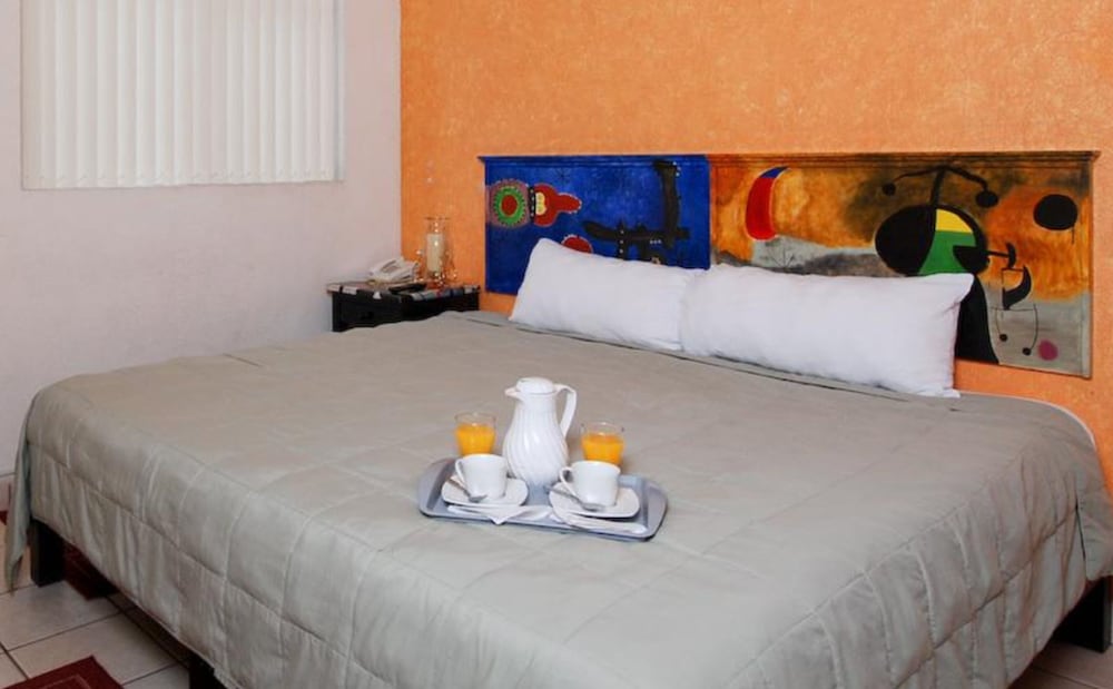 Galeria Hotel And Suites 10/67