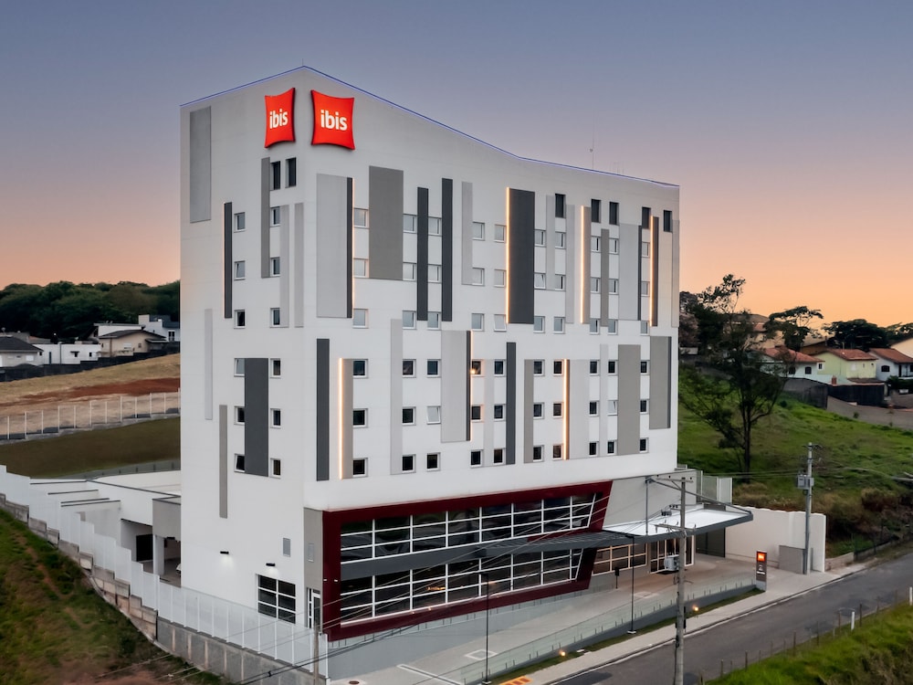 ibis Aruja 2/43