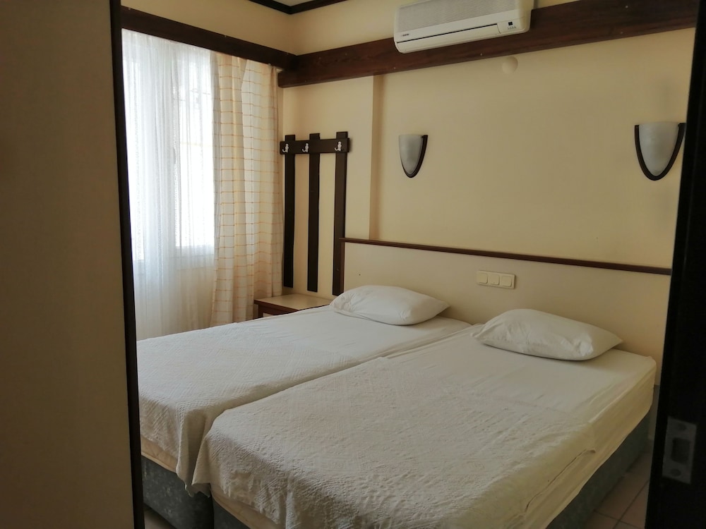 2 BEDROOMS, APARTMENT