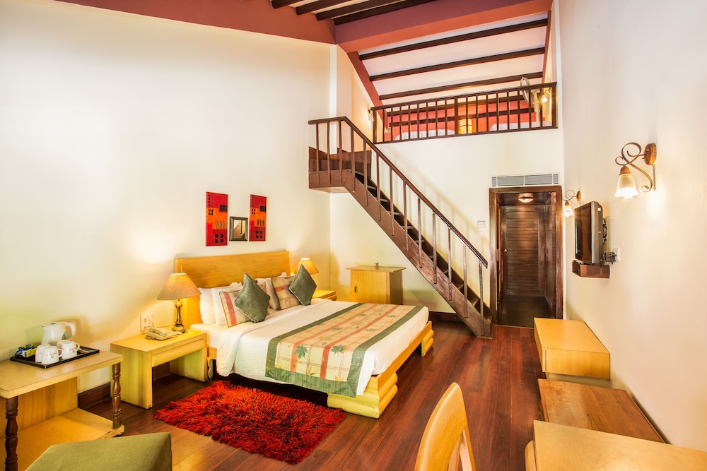 CORBETT RIVERVIEW RETREAT 30/66