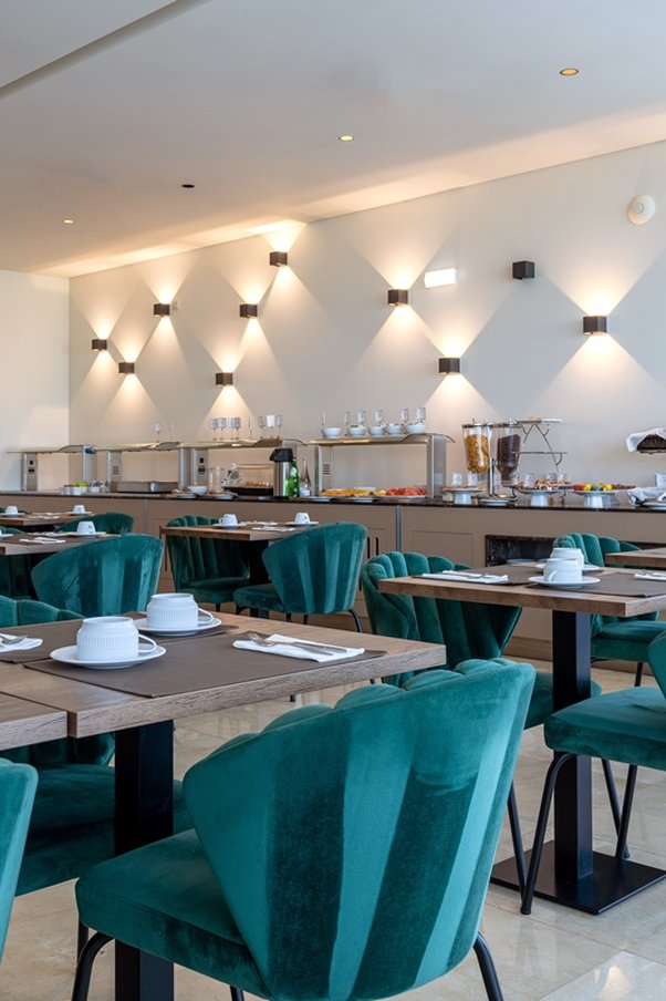 Oporto Airport Business Hotel 47/60